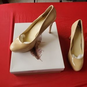 Jessica Simpson Sand Dune High Heel